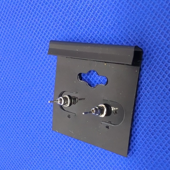 🩸SALE $5.00🩸Tree of Life✳️Earrings Post Style Mini NWT Silver - Picture 4 of 7